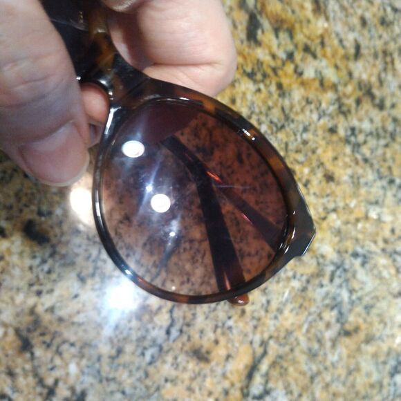 The Limited Hand Polished Modern Cat Eye Tortoise Full Rim Women's Sunglasses - Picture 12 of 13